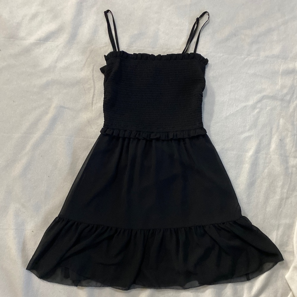 NWOT Wilfred Aritzia black float dress XX2